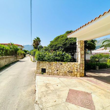 Villa Genova Carini Exteriör bild